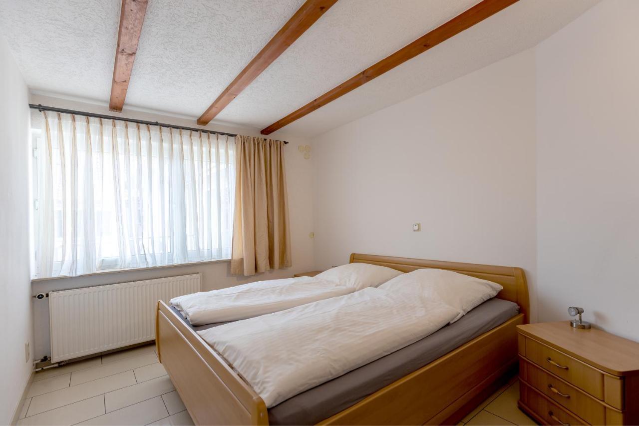 ארפורט Hotel Garni " Am Domplatz" מראה חיצוני תמונה