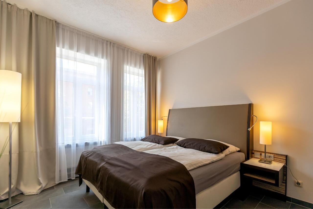 ארפורט Hotel Garni " Am Domplatz" מראה חיצוני תמונה